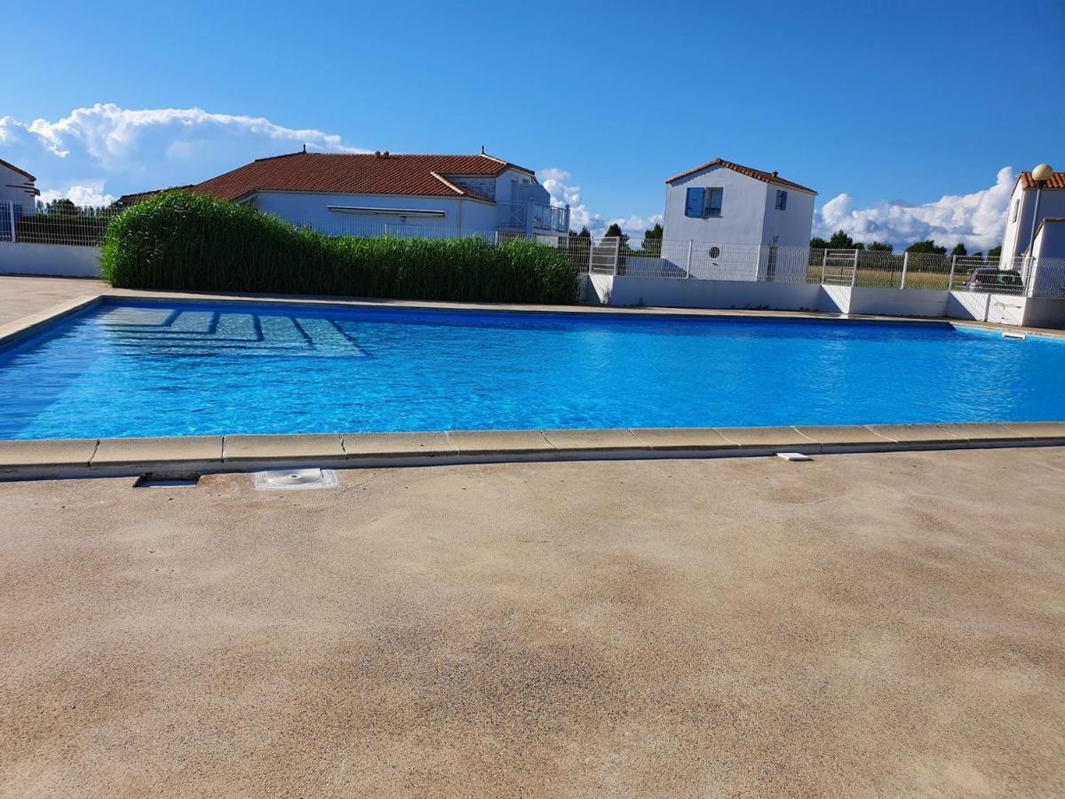 Maison Les Dunes Avec Piscine Collective La Faute-sur-Mer Kültér fotó